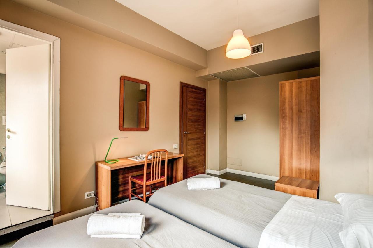 City Guest House 2*